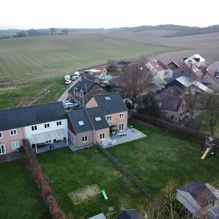 Bed & Breakfast Au Fond Des Rys 3*