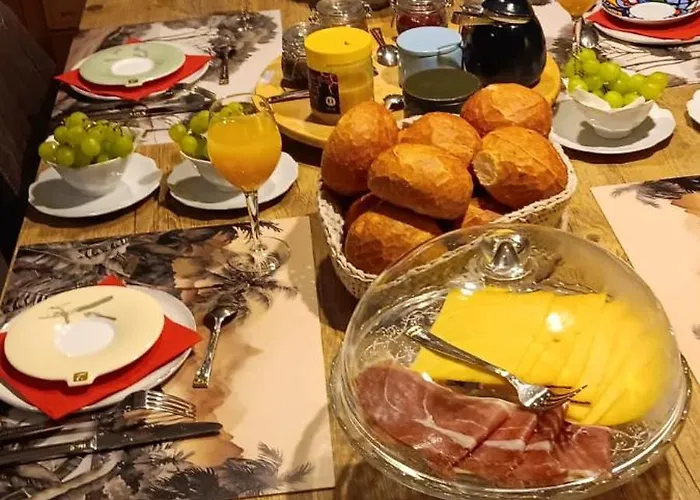 Au Fond Des Rys Couette-café 3*